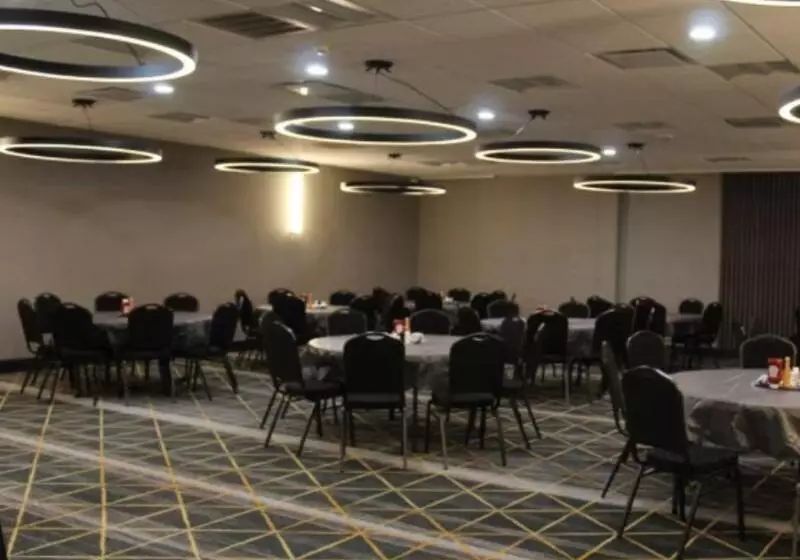 ホテル Staybridge Suites Dallas Market Ctr Love Field, An Ihg