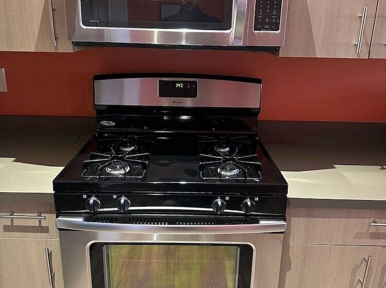 Otel Violet Suites Pdx