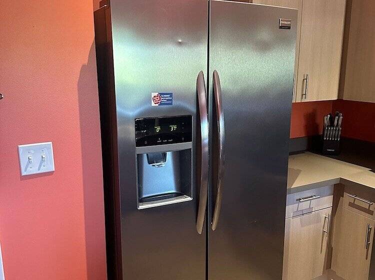 Otel Violet Suites Pdx