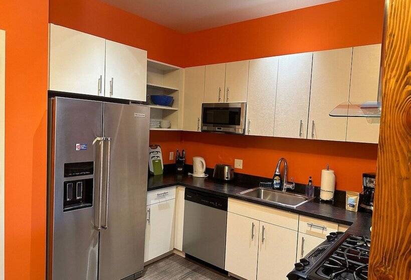 Otel Violet Suites Pdx