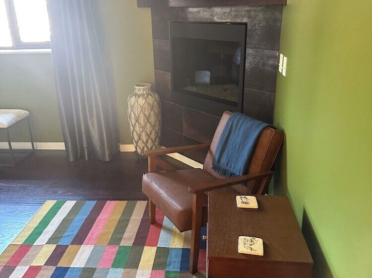 Otel Violet Suites Pdx