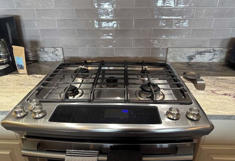 Otel Violet Suites Pdx