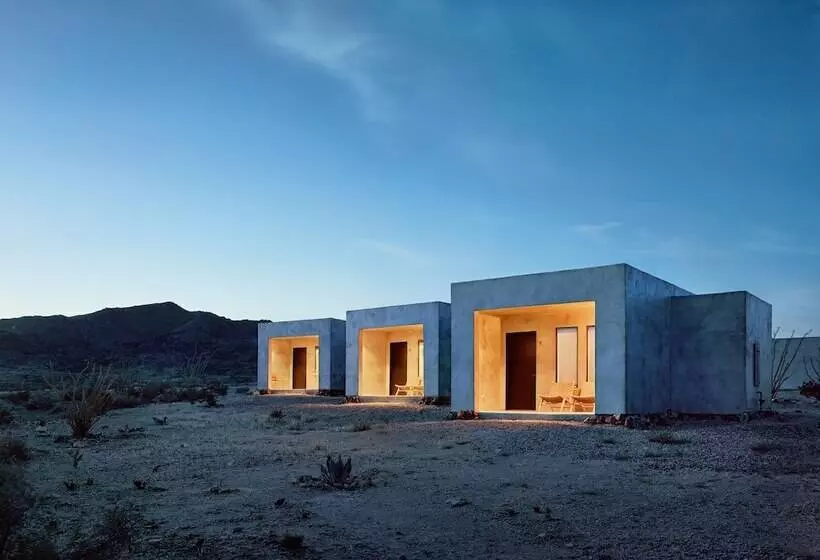 ホテル Willow House