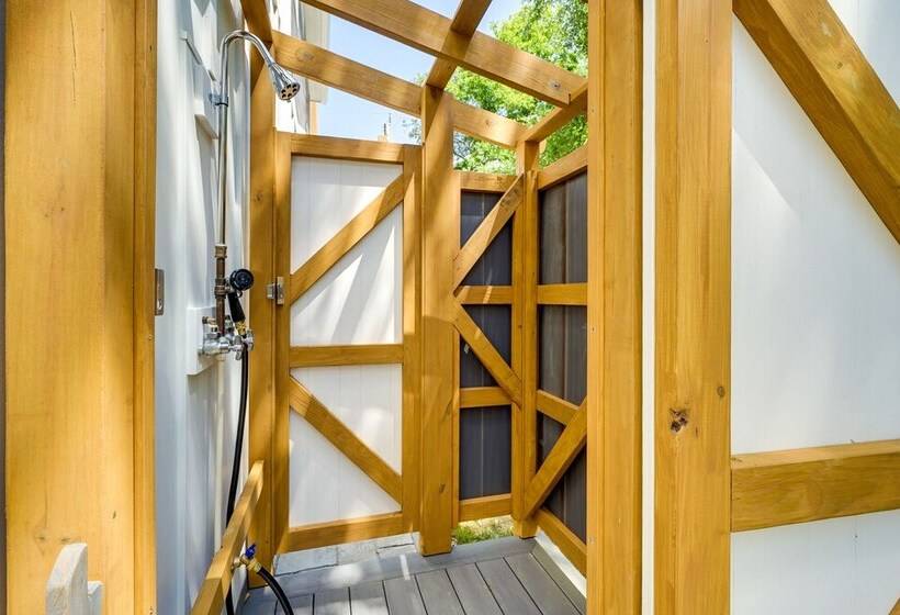 3 Blocks To Kure Beach: Home W/ Patio!