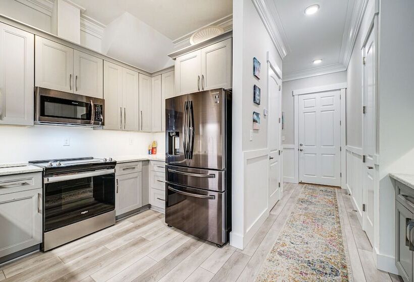 3 Blocks To Kure Beach: Home W/ Patio!