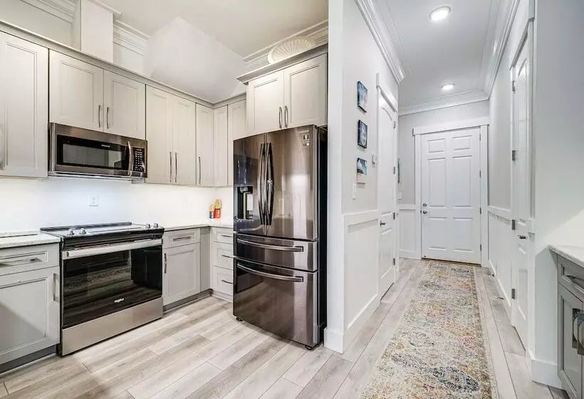 3 Blocks To Kure Beach: Home W/ Patio!