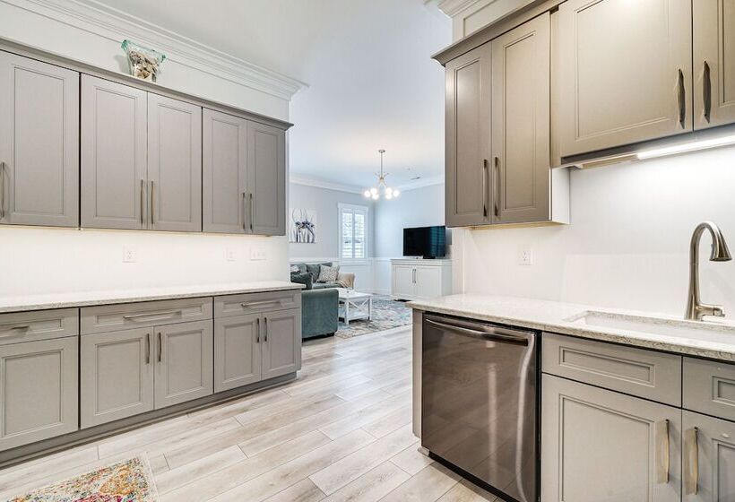 3 Blocks To Kure Beach: Home W/ Patio!