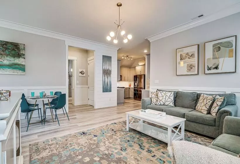 3 Blocks To Kure Beach: Home W/ Patio!