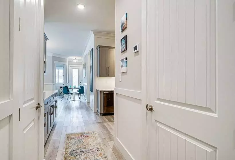3 Blocks To Kure Beach: Home W/ Patio!