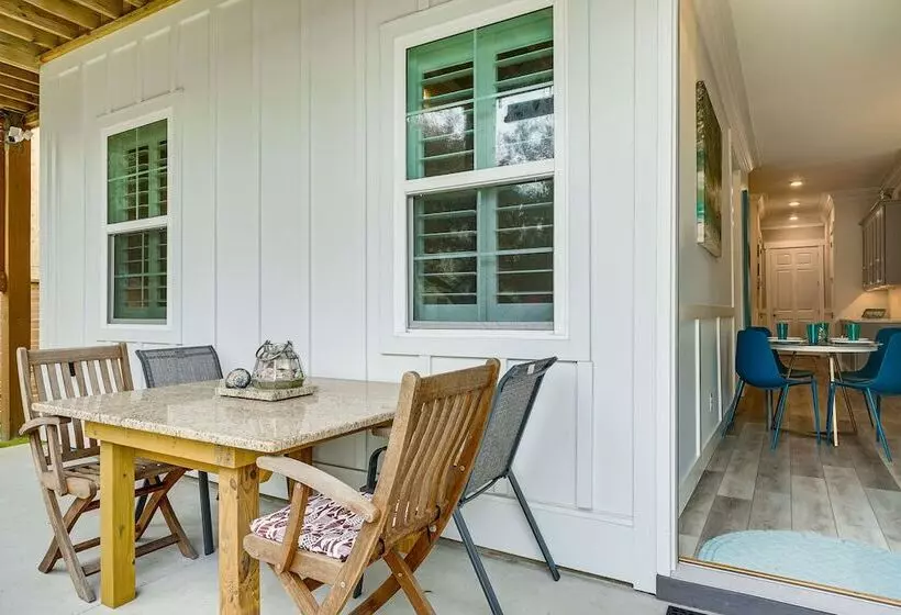 3 Blocks To Kure Beach: Home W/ Patio!