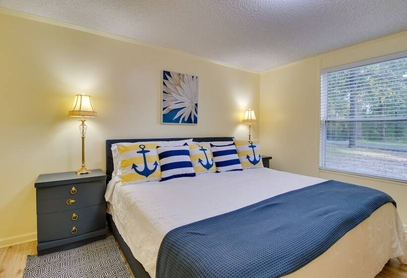 Lake View Mountain Home Retreat W/ Fire Pit!