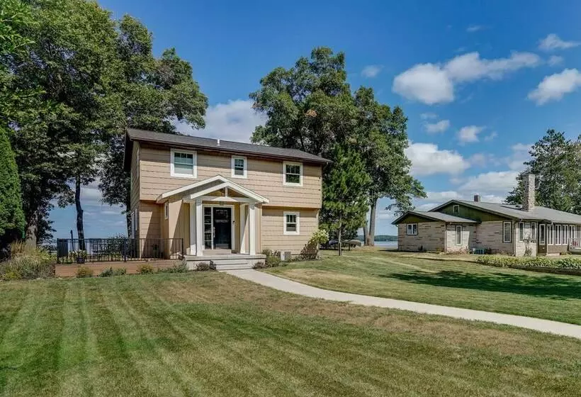 Lakefront Chippewa Falls Haven W/ Private Deck!