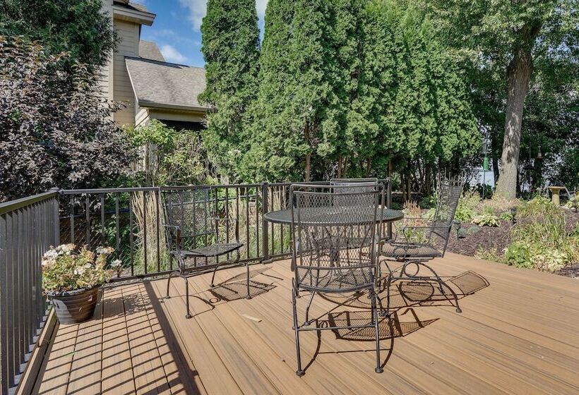 Lakefront Chippewa Falls Haven W/ Private Deck!