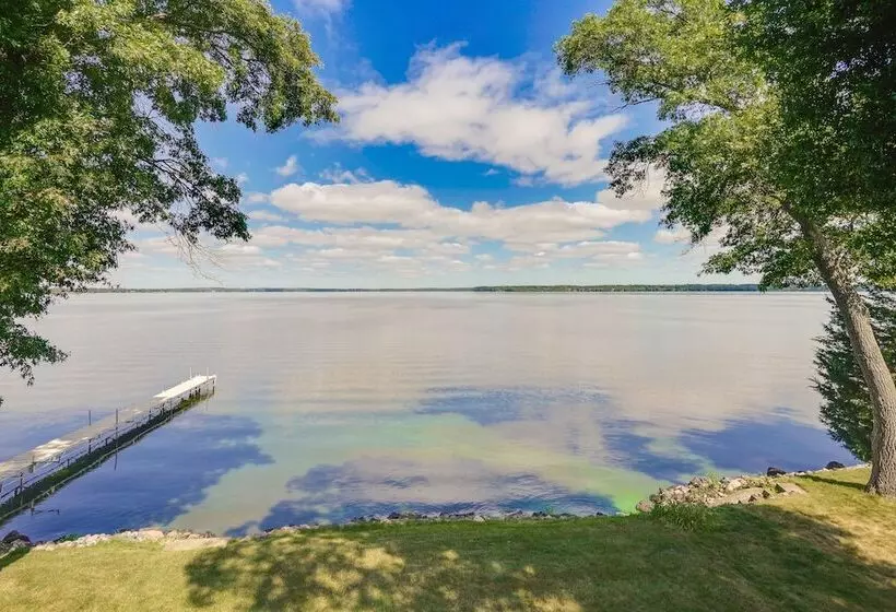 Lakefront Chippewa Falls Haven W/ Private Deck!