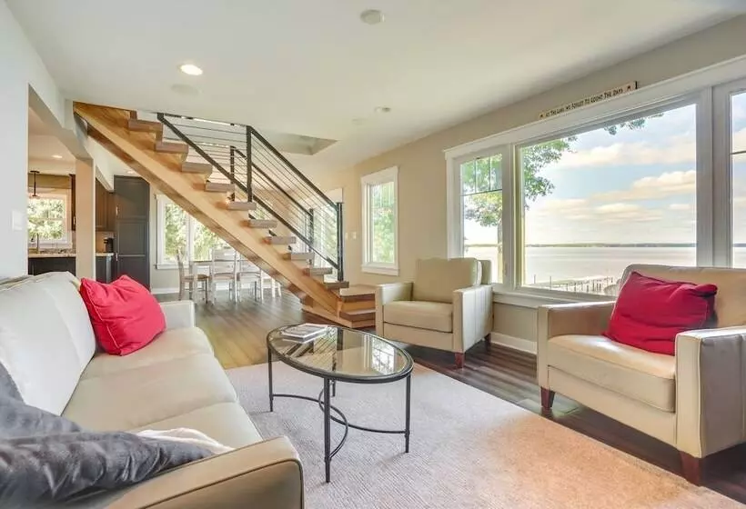 Lakefront Chippewa Falls Haven W/ Private Deck!