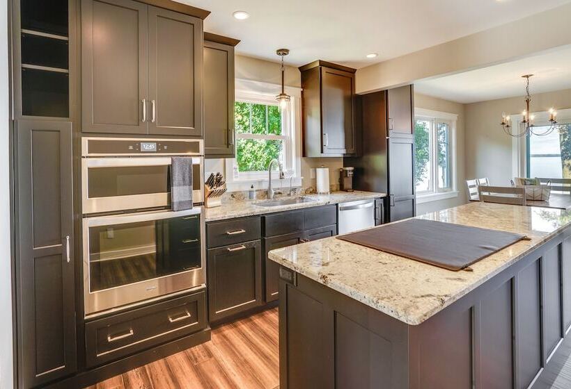 Lakefront Chippewa Falls Haven W/ Private Deck!