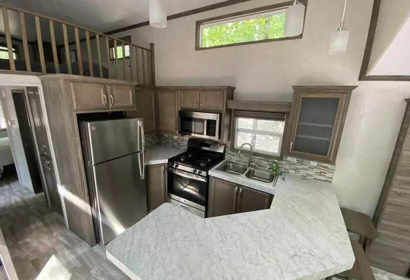 Lincolnwood Tiny House 08