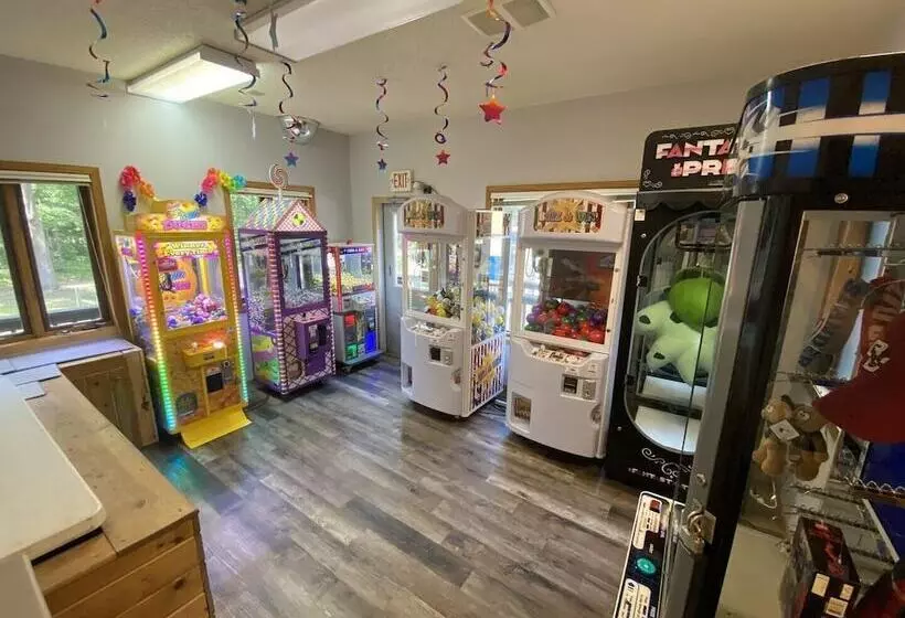 Lincolnwood Tiny House 08