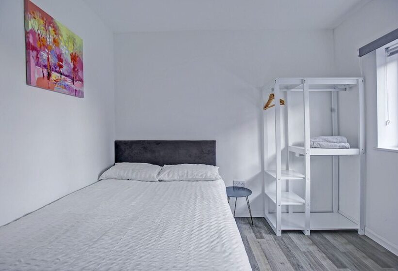 Oyo Aparthotel Hathern