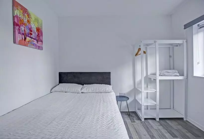 Oyo Aparthotel Hathern