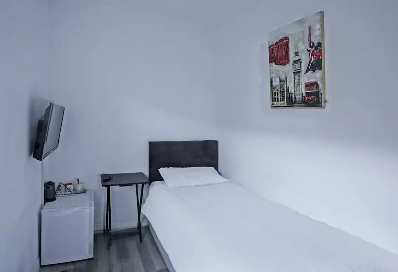 Oyo Aparthotel Hathern