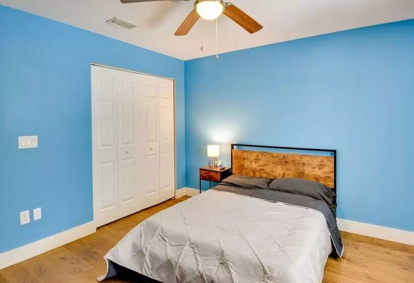 Palm Coast Home W/ Pool: 5 Mi To Flagler Beach!