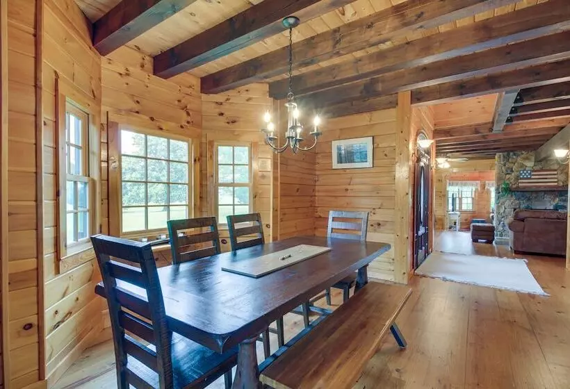 Peaceful Raphine Cottage W/ Deck & Fireplace!