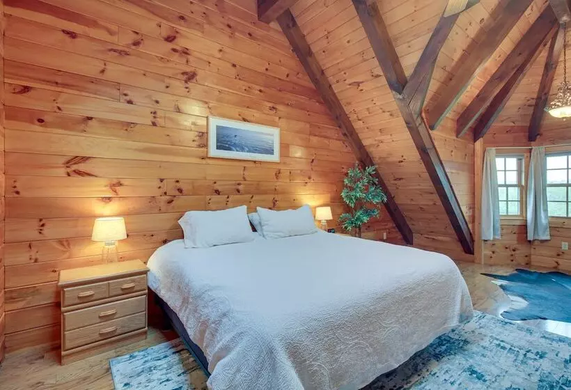 Peaceful Raphine Cottage W/ Deck & Fireplace!