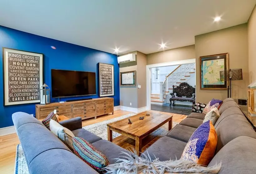 Secluded Ithaca Home W/ Hot Tub ~ 5 Mi To Cornell!