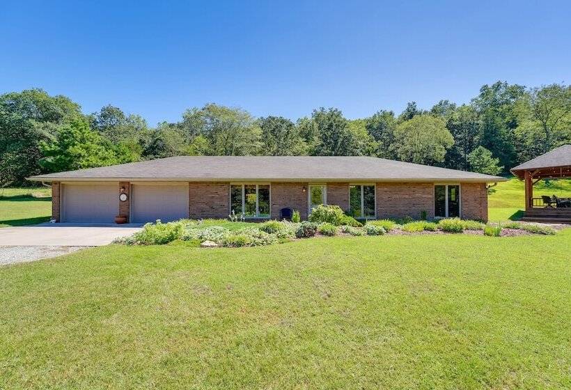 Serene Ava Countryside Home W/ Deck & Fire Pit