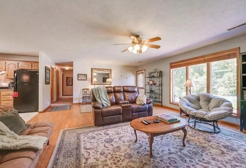 Serene Ava Countryside Home W/ Deck & Fire Pit