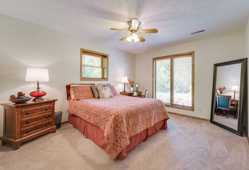 Serene Ava Countryside Home W/ Deck & Fire Pit