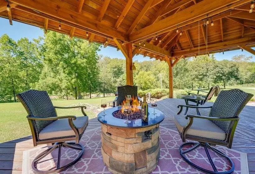 Serene Ava Countryside Home W/ Deck & Fire Pit