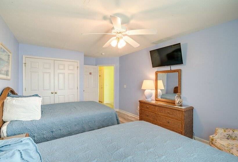 Walk To Ocean & Pier: Surfside Beach House W/ Pool