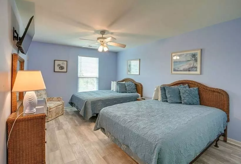 Walk To Ocean & Pier: Surfside Beach House W/ Pool