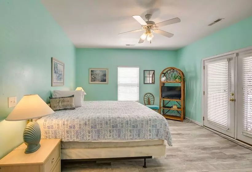 Walk To Ocean & Pier: Surfside Beach House W/ Pool