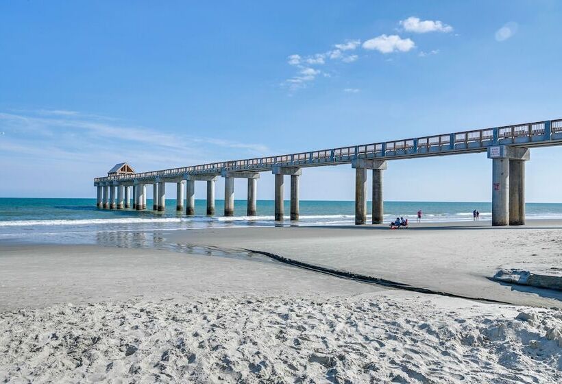 Walk To Ocean & Pier: Surfside Beach House W/ Pool