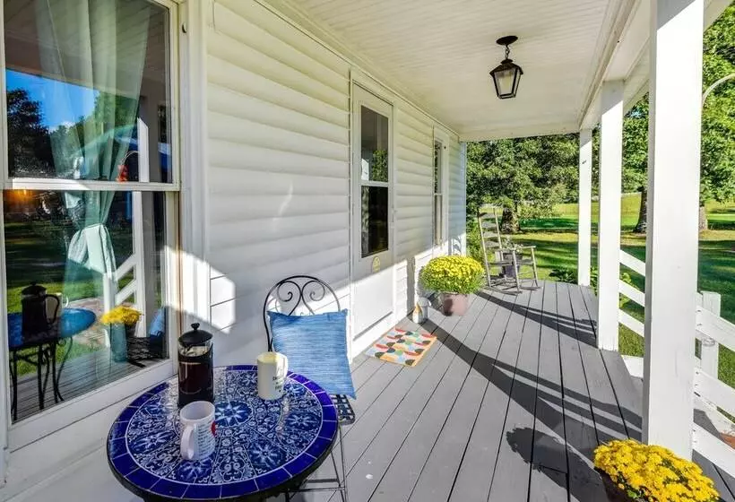 Tranquil Cottage In Virginia Countryside W/ Pond!