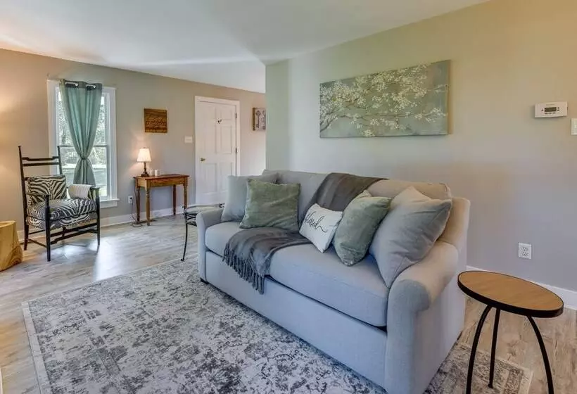 Tranquil Cottage In Virginia Countryside W/ Pond!