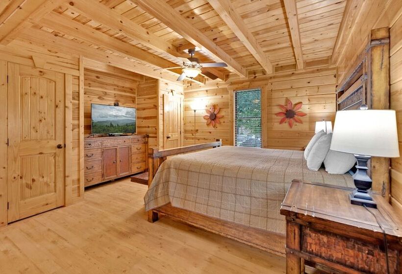 3 Bdr Log Cabin In Cozy Resort W/ Private Hot Tub