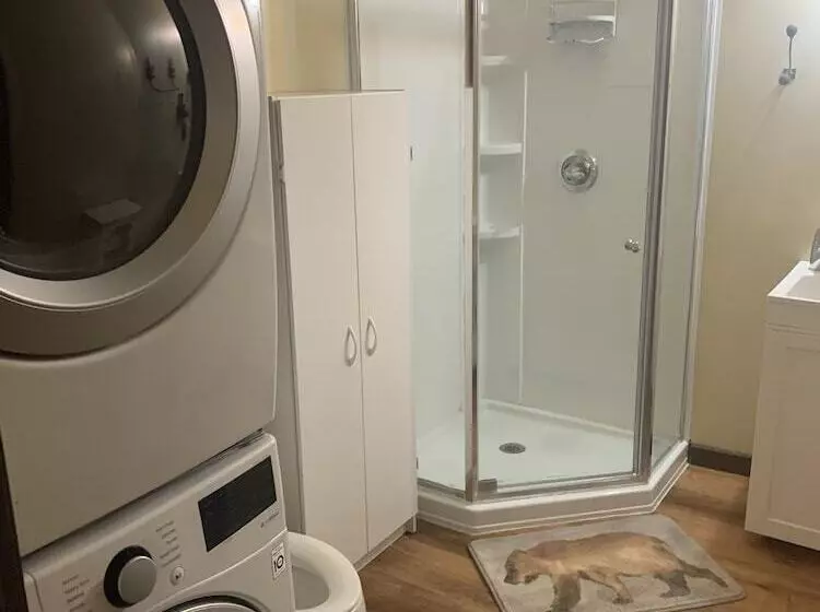 Woodwose Cabin   Adventures Now