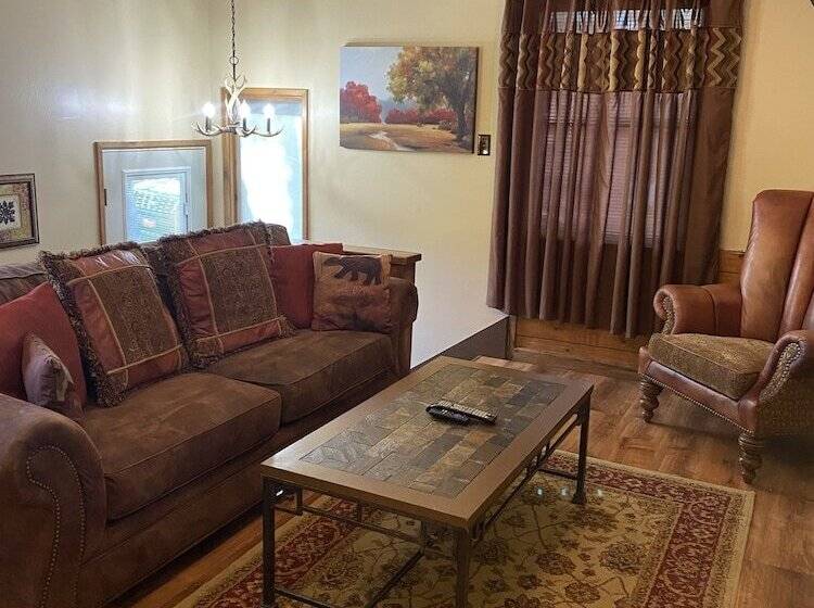 Woodwose Cabin Adventures Now