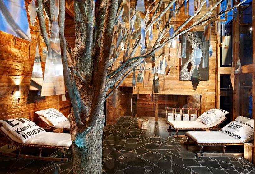 Art & Ski-in Hotel Hinterhag