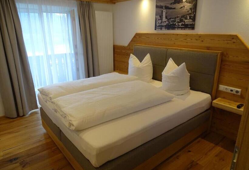 فندق Altroiterhof