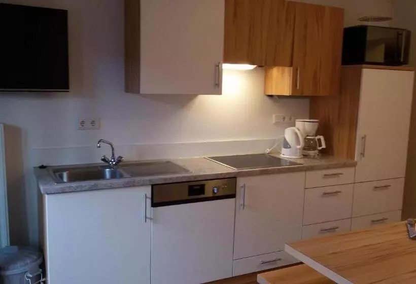 Hotelli Apartment Haus Am See