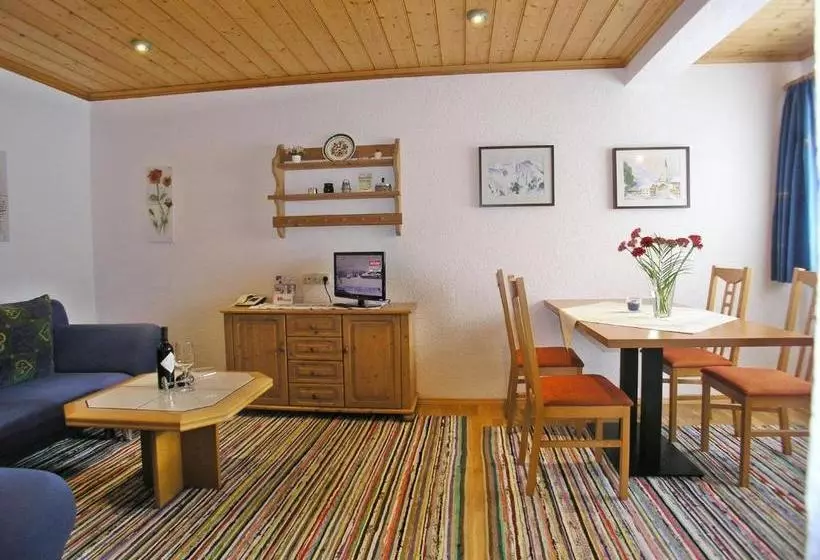 ホテル Appartements Charlotte