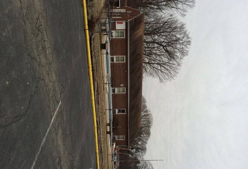 בית מלון כפרי Budget Inn