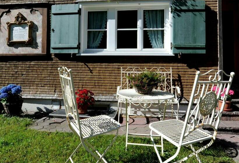 Hotelli Ferienbauernhof Erath