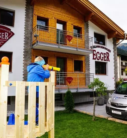 هتل Ferienwohnungen Egger