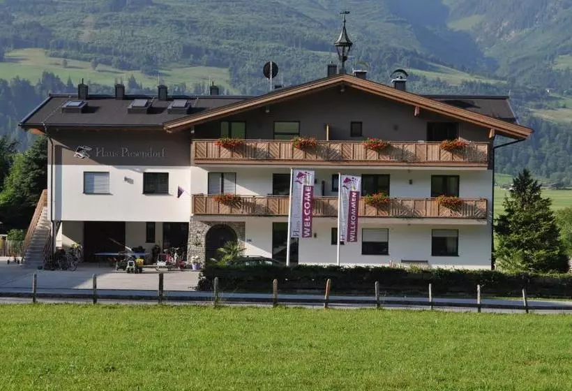ホテル Haus Piesendorf